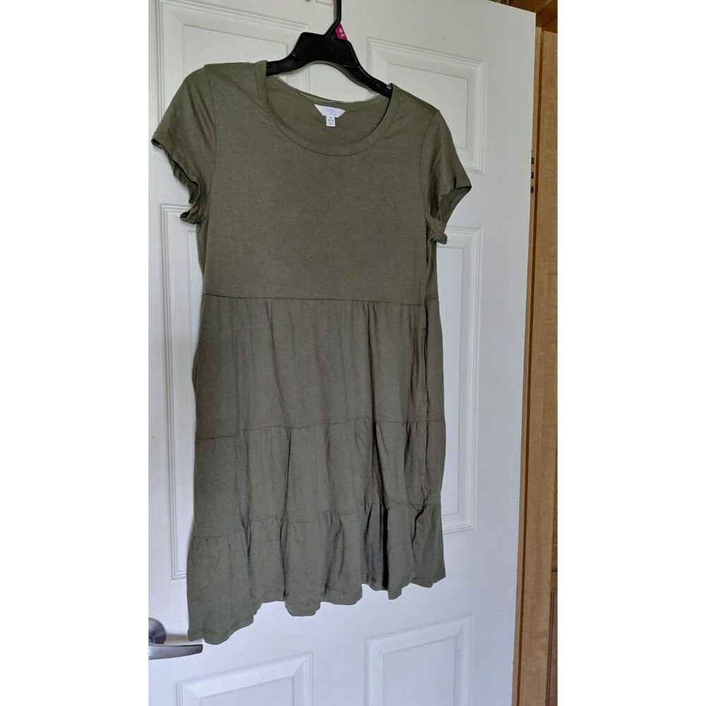 Time and Tru Women's Green Solid Tiered T-Shirt Dress M Short Sleeve Pockets